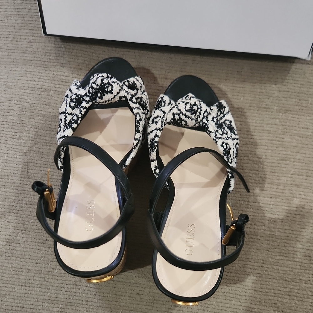 GUESS Black and White Patterned Wedges - Picture 3 of 5